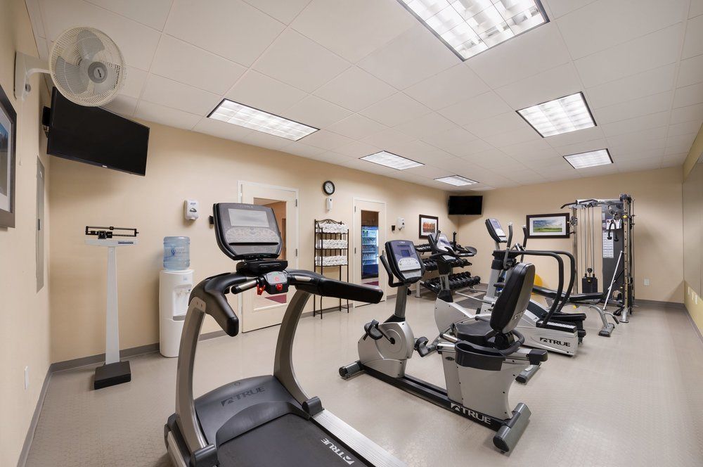 Bakken Airport Xwa Hotel & Studios Williston Bagian luar foto